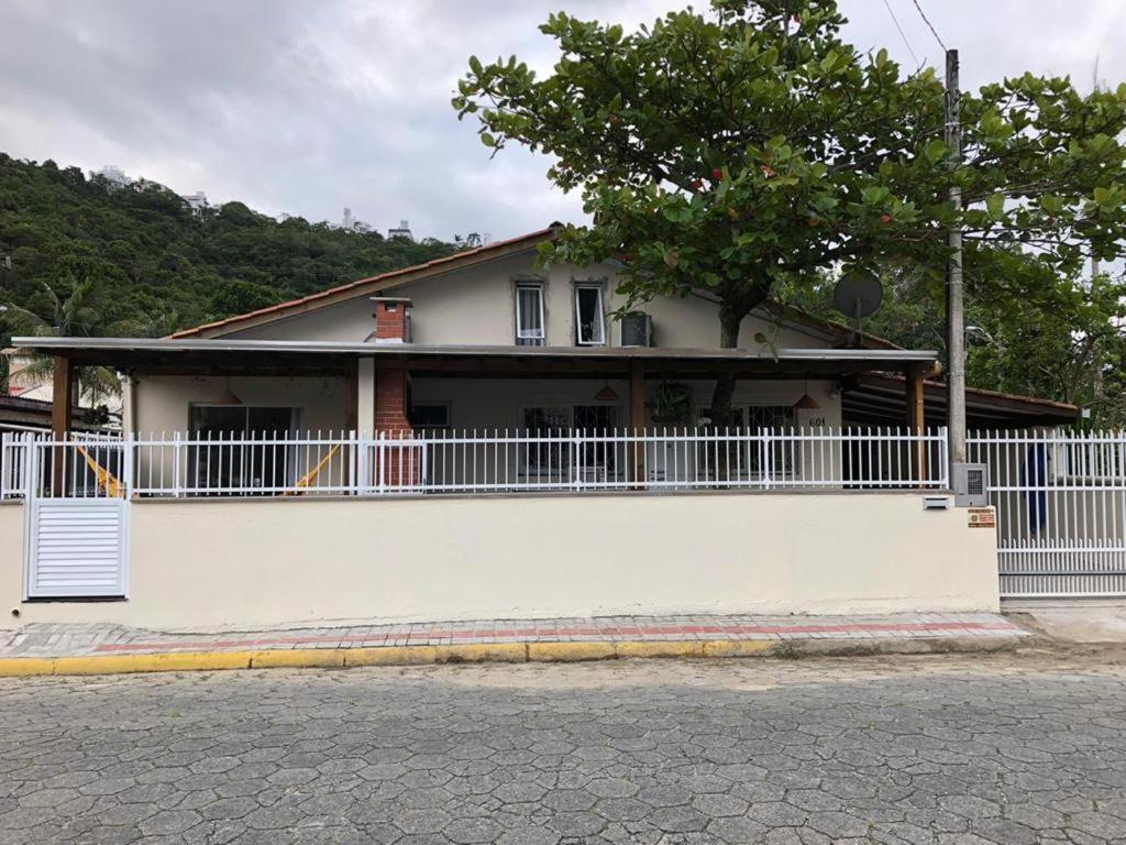 Suite Rua Pescada Amarela Bombinhas Exterior foto